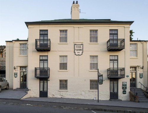 Apartments at York Mansions image 1