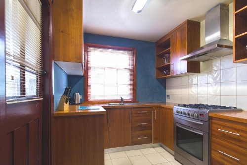 Apartments at York Mansions image 2