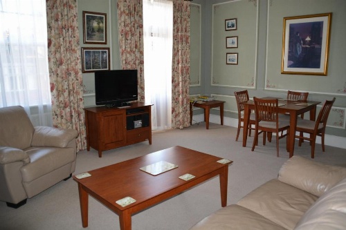 Apartments at York Mansions image 23