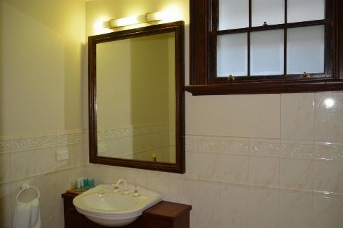 Apartments at York Mansions image 30